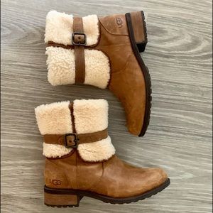 UGG Women's Blayre II Boot Size 9.5